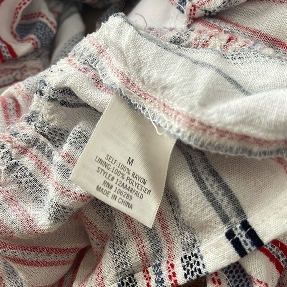 Jun & Ivy Sleeveless Stripped Ruffle Boho Blouse - Picture 7 of 8